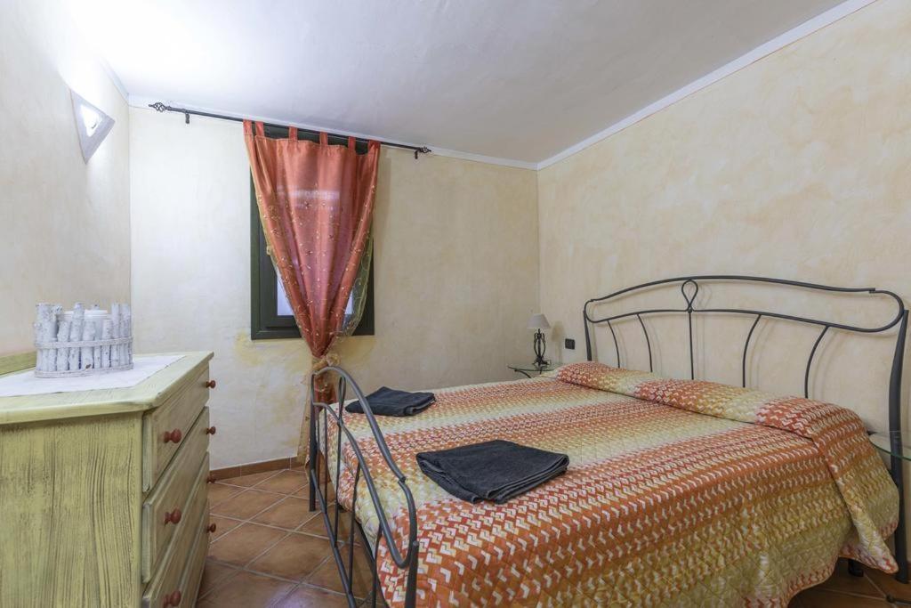 Villa Iris With Pool Байя Сардиния Номер фото